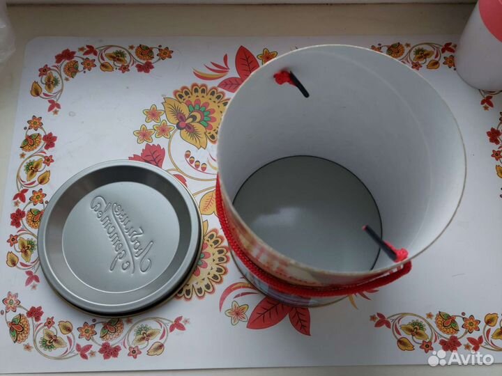 Коробка из под конфет, подарочная