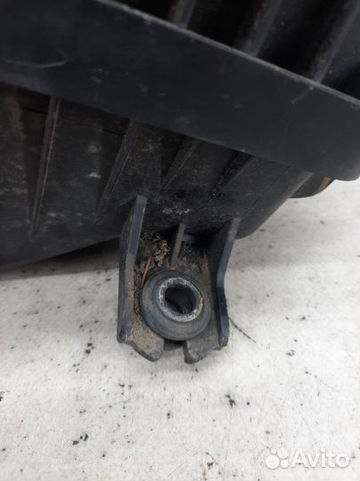 Корпус воздушного фильтра Kia Sorento внедорожник