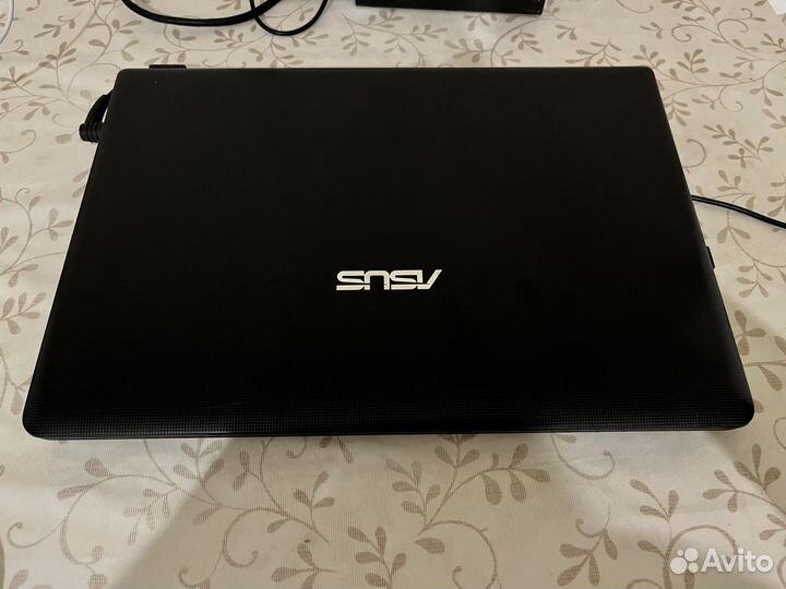 Ноутбук asus