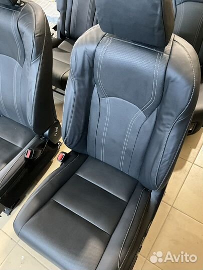 Салон 7 мест Lexus RX 4, 2022 год