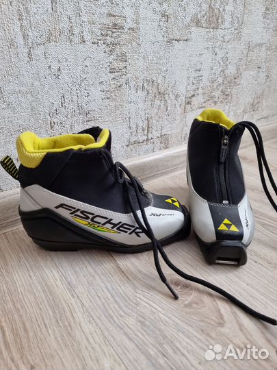 Лыжные ботинки fischer