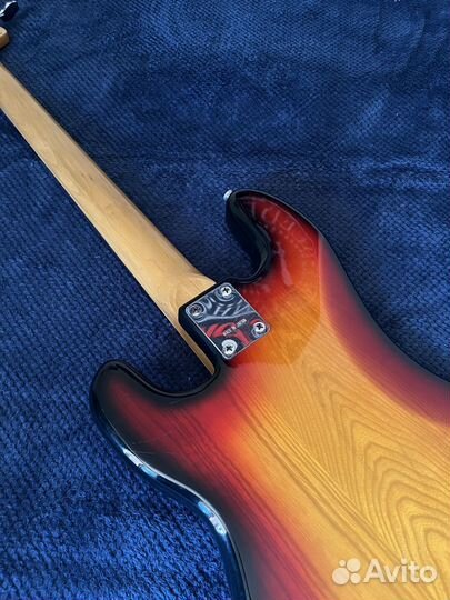 Бас гитара Yamaha pulser 400 (1978)