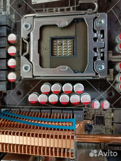 I7 920 + Asus p6t deluxe v2 1366