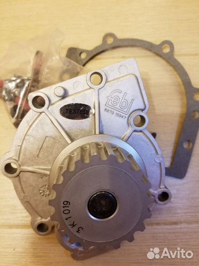 Volvo Ford водяной насос (помпа)