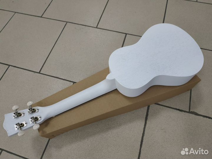 Укулеле новая концертная