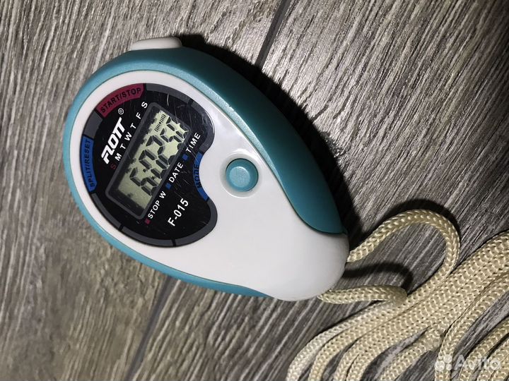 Гантели, эспандер, секундомер