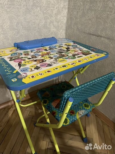Детский стол и стул детский