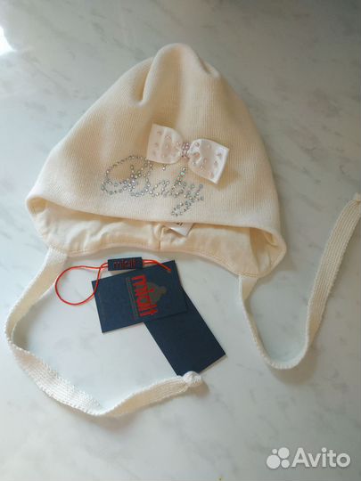 Шапка для девочки новая