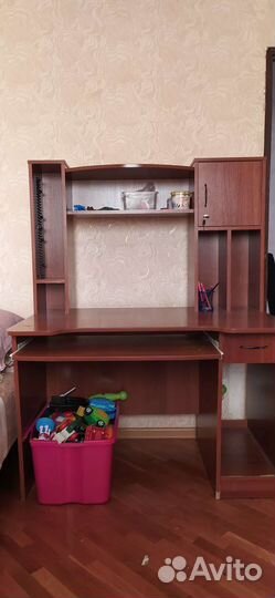 Компьютерный стол