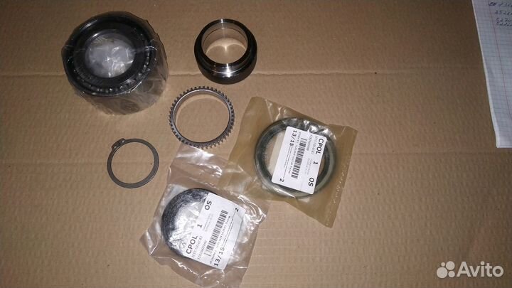 Комплект подшипника полуоси Хендай Ш1 Старекс