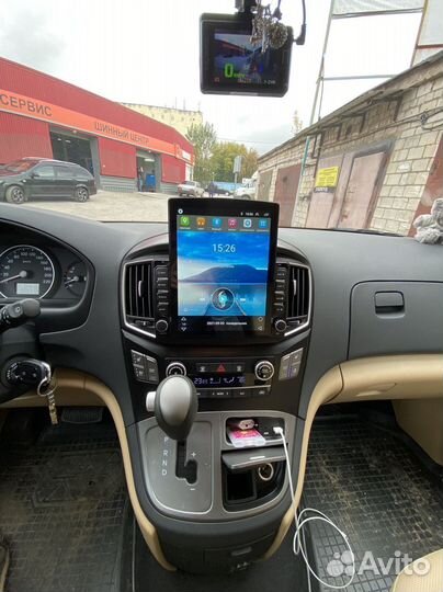 Магнитола Hyundai Starex H1 в стиле Tesla