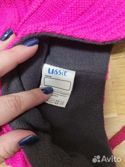 Шапка для девочки lassie