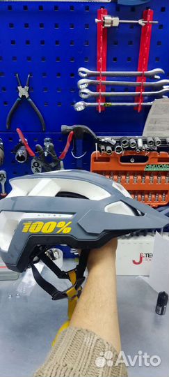 Эндуро шлем 100 Altec