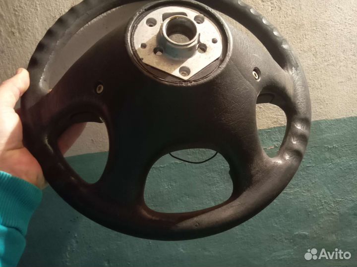 Руль volkswagen golf 3 c подушкой