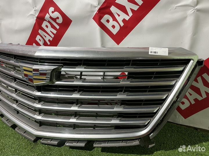 Решетка радиатора cadillac XT5/Кадиллак