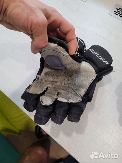 Перчатки краги хоккейные