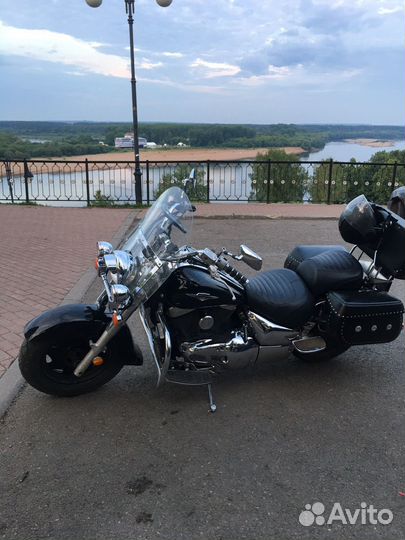 Suzuki boulevard c90