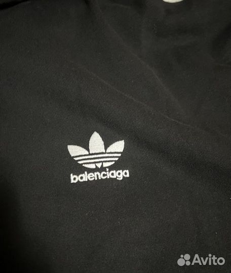 Balenciaga adidas зип худи