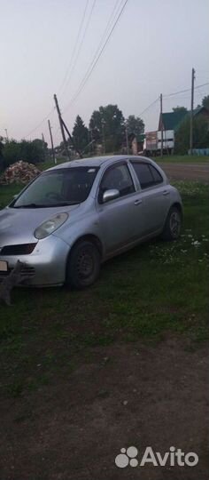 Nissan March 1.0 AT, 2002, 180 000 км