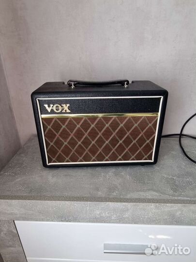 Гитарный комбоусилитель VOX Pathfinder 10 (10 ват)