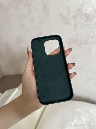 Оригинал кожаный чехол на iPhone 14 Pro