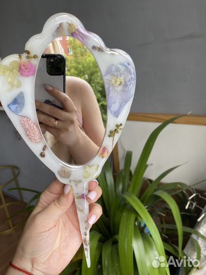 Карманное зеркало из эпоксидной смолы