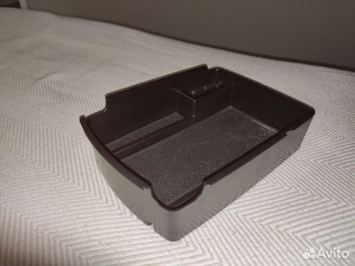 Ящик в подлокотник в Sportage 4, органайзер