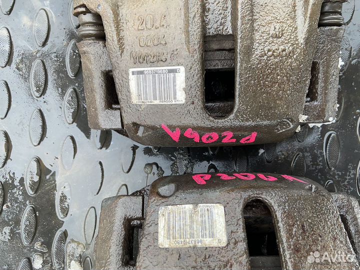 Суппорта передние Peugeot 206