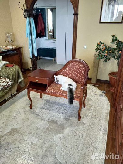 Банкетка в прихожую с ящиком 