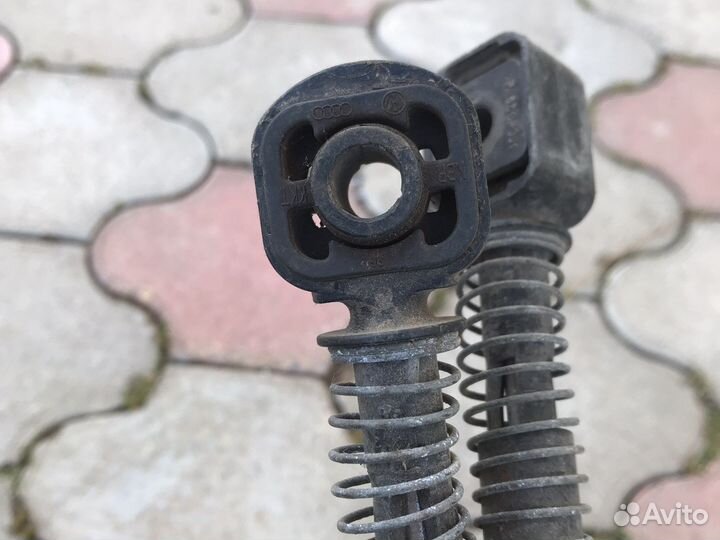 Тросы МКПП с кронштейном Volkswagen Polo оригинал