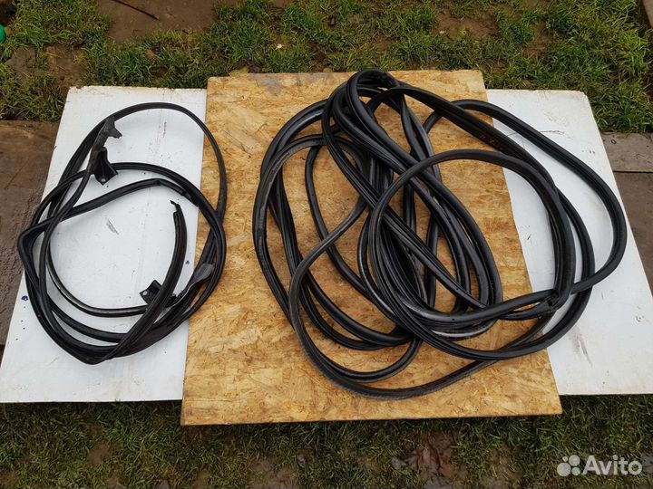 Уплотнительные резинки Ford Mondeo 3