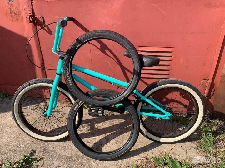 Трюковой велосипед BMX