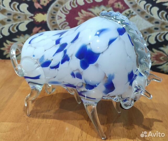 Цветное стекло. Бык