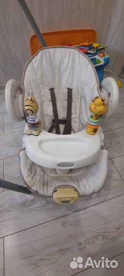 Электронные качели шезлонг Graco