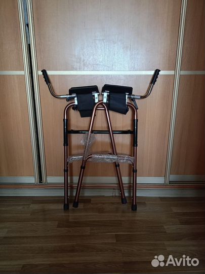 Ходунки для взрослых с колесами