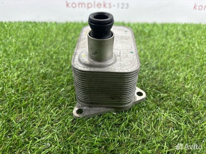 Радиатор масляный Audi Tt 8J cdaa 2012