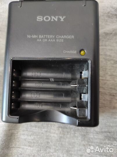 Зарядное устройство Sony BC-CS2B