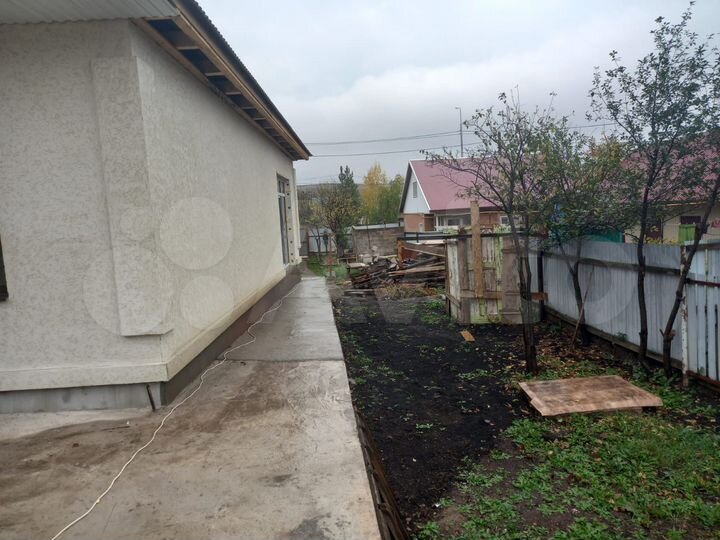 Дом 95 м² на участке 4 сот.