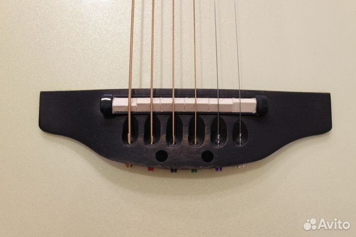 Электро-акустическая гитара Ovation,новая