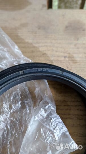 Манжета (сальник) 100х120х12, 110х140х12