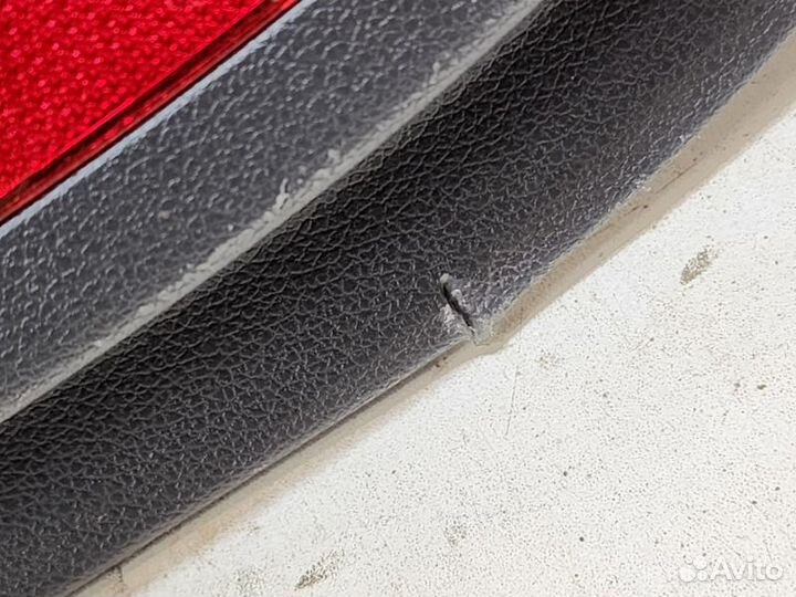 Обшивка двери передняя правая Hyundai Tucson 3