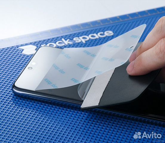 Гидрогелевая защитная пленка на любую модель