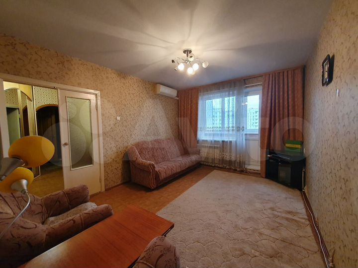 2-к. квартира, 54 м², 7/10 эт.