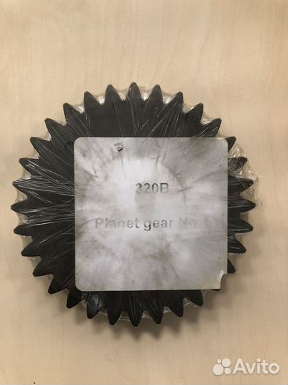 Шестерня 1-й ступени редуктора на CAT-320B