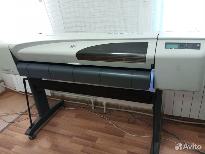 Шиpoкоформатный принтер HP Designjet 510