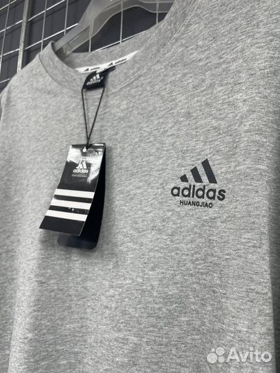 Костюм Adidas с шортами