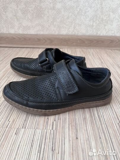 Ботинки для мальчика 32размер