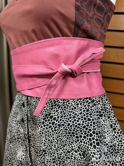 Пояс из розовой кожи max mara Италия оригинал