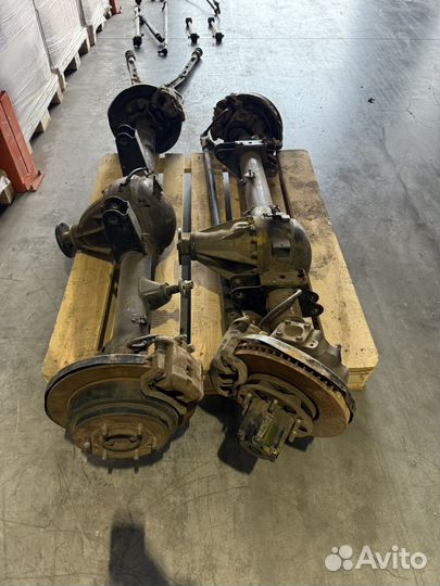 Мост передний +задний на Nissan Safari y61