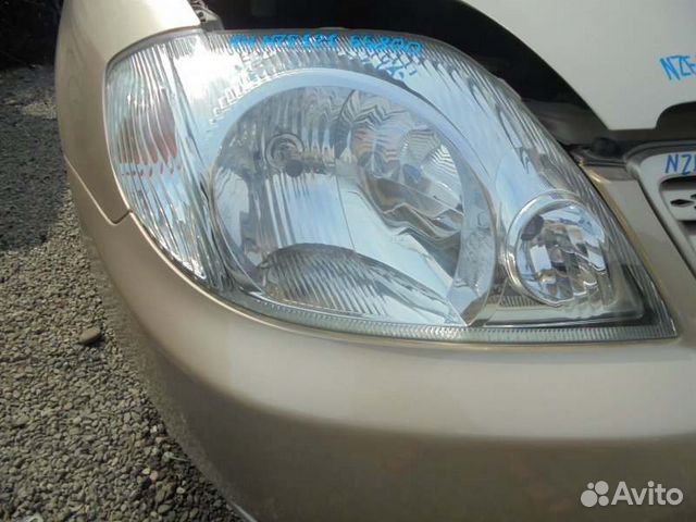 Фара правая Toyota Allex NZE121 1NZ-FE 2001/07